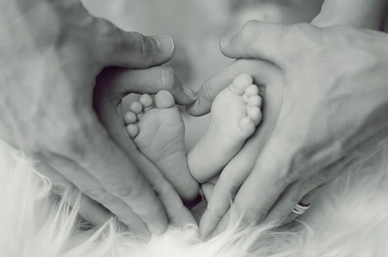 infant-2717347_640