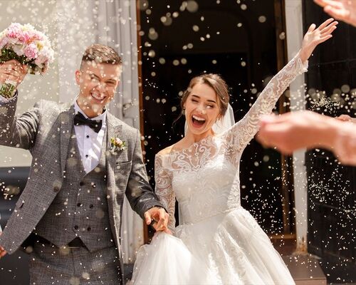 前世が夫婦だった人の特徴 ? 魂の再会とその影響